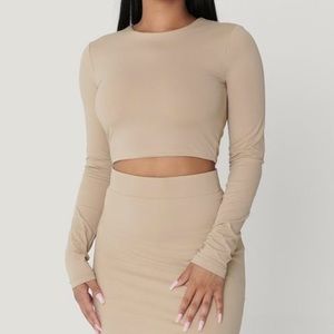 Meshki Long-Sleeved Crop Top